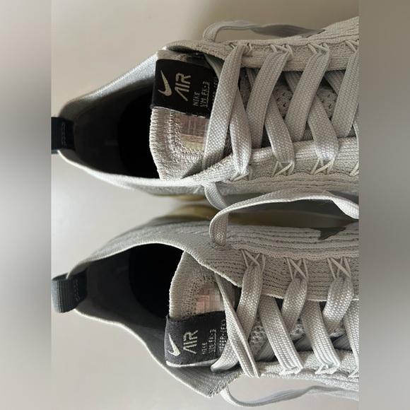 Nike Air Vapormax Flyknit 3 White Metallic Silver Platinum Sneakers. Size 8.5M - Picture 12 of 14